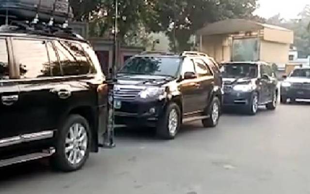 حکومت پنجاب نے وزیر اعظم کے پروٹوکول کیلئے گاڑیاں فراہم کر دیں