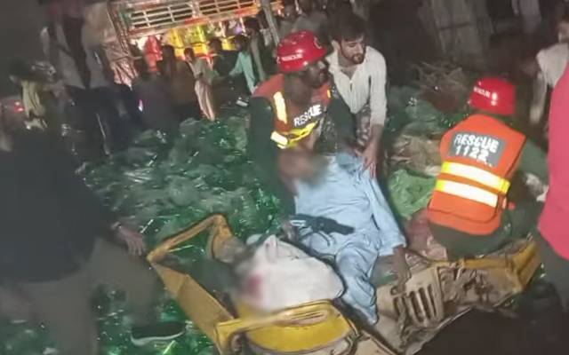 لاہور: 4 افراد کی ہلاکت، ٹرک ڈرائیور کے خلاف مقدمہ درج