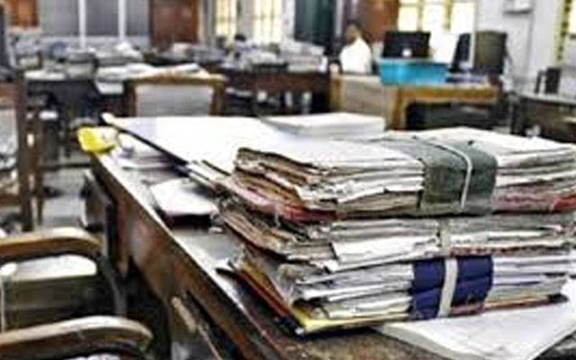 ’سرکاری ملازمین کو دہری شہریت یا ملازمت میں ایک کا انتخاب‘