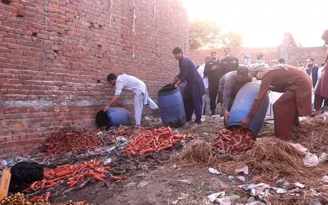 3کروڑ 15لاکھ روپے سے زائد مالیت کا مضر صحت مربہ تلف