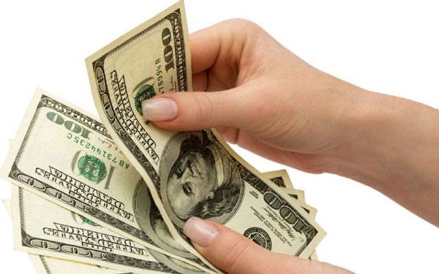 ڈالر کی قیمت میں کمی