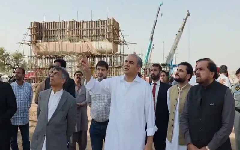 محسن نقوی کا شاہین چوک انڈر پاس پراجیکٹ کا دورہ، تعمیراتی سرگرمیوں کا معائنہ
