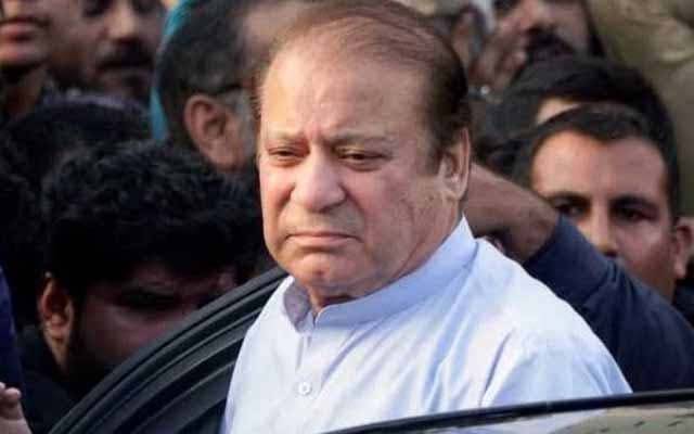 قریبی بھائی کی وفات پر اپنا دکھ بیان نہیں کرسکتا؛ نواز شریف کی سینیٹر عرفان صدیقی کے گھر میں اہل خانہ سےاظہار تعزیت