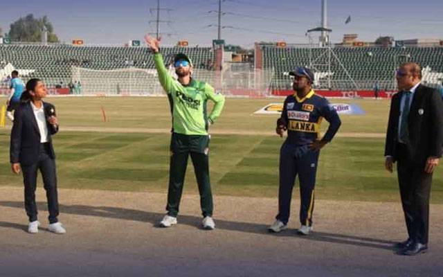 دوسرا ون ڈے؛ پاکستان کا ٹاس جیت کر فیلڈنگ کا فیصلہ 