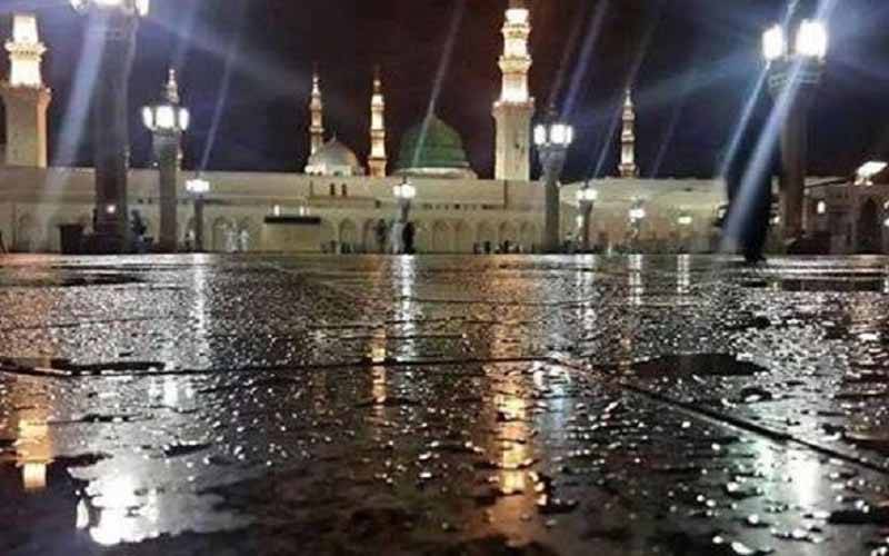 مدینہ سمیت سعودی عرب بھر میں شدید بارشیں، سیلاب کا الرٹ جاری