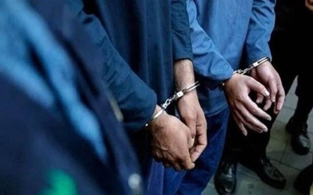 پاکستان رینجرز سندھ کی بڑی کارروائی، مسافر بس سے 4 اسمگلرز گرفتار