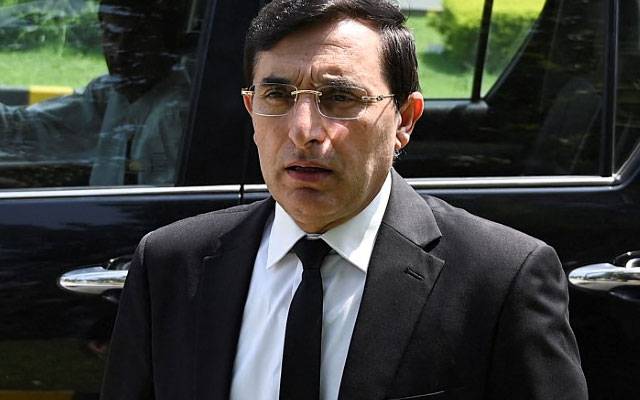 بشریٰ بی بی کیخلاف آرٹیکل، پی ٹی آئی چیئرمین کا جریدے کیخلاف قانونی چارہ جوئی کا اعلان