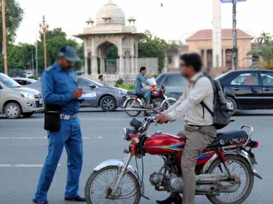 Traffic Rules, Serious violation, Number Plate hiding, Traffic Management Committee, PHD in Traffic management 