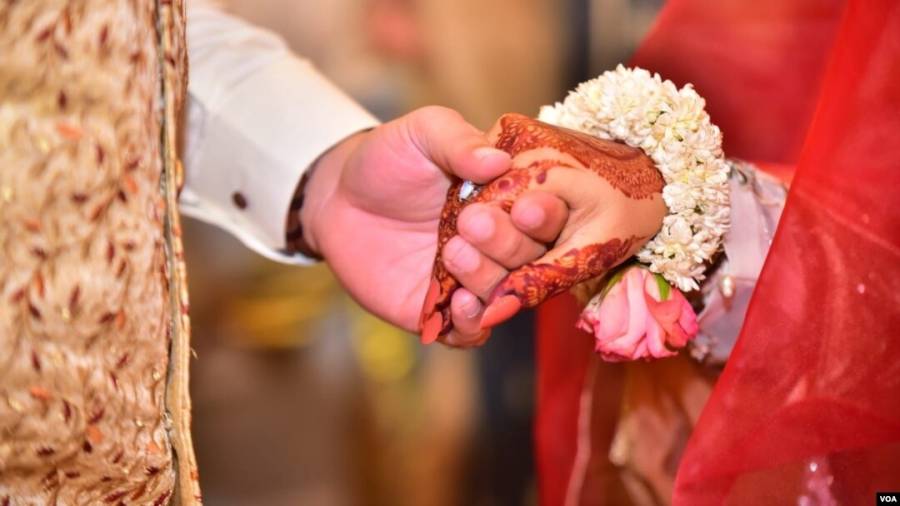 کھانے کا اہتمام نہیں ہوگا، معذرت قبول کریں، شادی کا دعوت نامہ وائرل