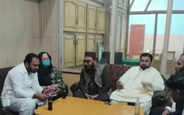 پولینڈ کی خاتون نے سرگودھا پہنچ کر  پاکستانی نوجوان سے شادی کر لی