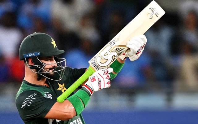 صاحبزادہ فرحان سال میں 100 چھکے لگانے والے پہلے پاکستانی بیٹر بن گئے