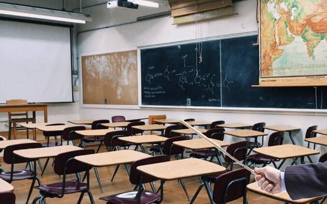 محکمہ سکول ایجوکیشن نےسکولوں میں ڈنڈارکھنےپرسخت پابندی عائدکردی