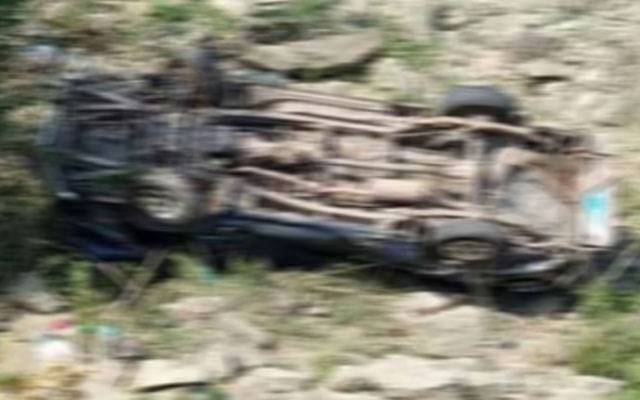 مانسہرہ ؛ موٹرکار  کھائی میں گرنے سے خاتون سمیت 3 افراد جاں بحق