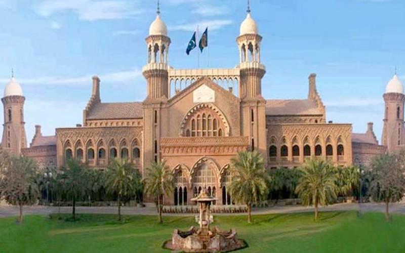 پیٹرولیم مصنوعات کی قیمتوں میں اضافہ،درخواستیں سماعت کیلئےمقرر  
