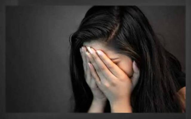 سرگودھا: میڈیکل کی طلبہ کیساتھ مبینہ طور پر جعلی ڈاکٹر کی زیادتی، ویڈیو بھی بنائی