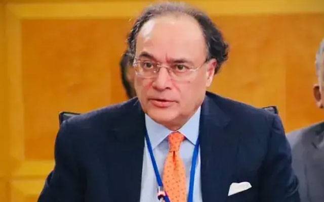 ’پاکستان فرسٹ‘ کے ایجنڈے کو آگے لے کر چل رہے ہیں؛ وزیرِ خزانہ