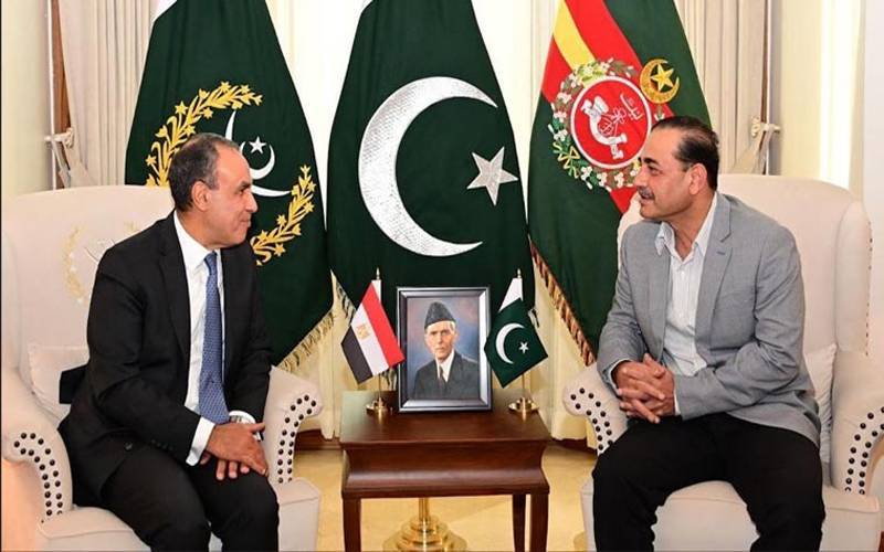فیلڈ مارشل عاصم منیر سے مصری وزیر خارجہ کی ملاقات، دفاعی تعاون بڑھانے کا عزم