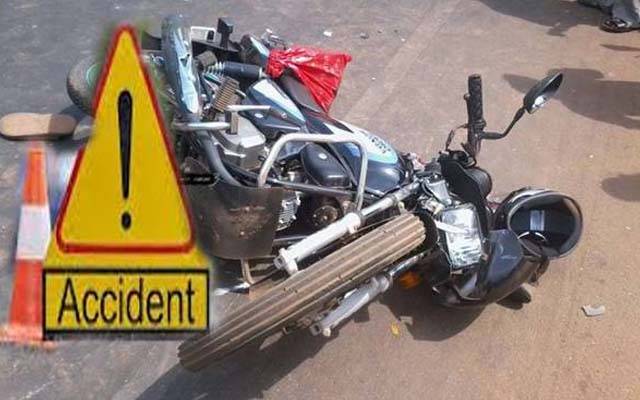 رائیونڈ روڈ; ٹریکٹر ٹرالی نے موٹر سائیکل سواروں کو کچل دیا