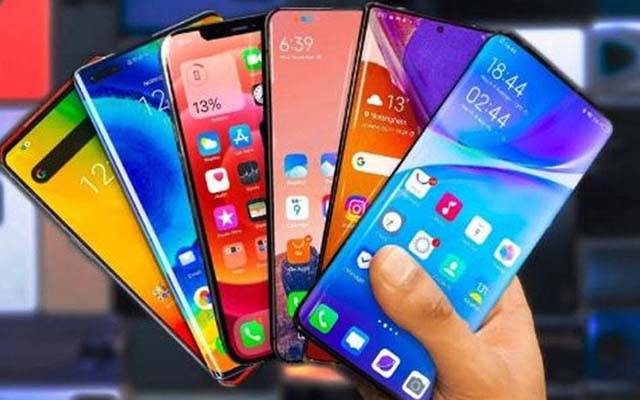 بیرون ملک سے موبائل فونز لانے والوں کے لئے بڑی خوشخبری