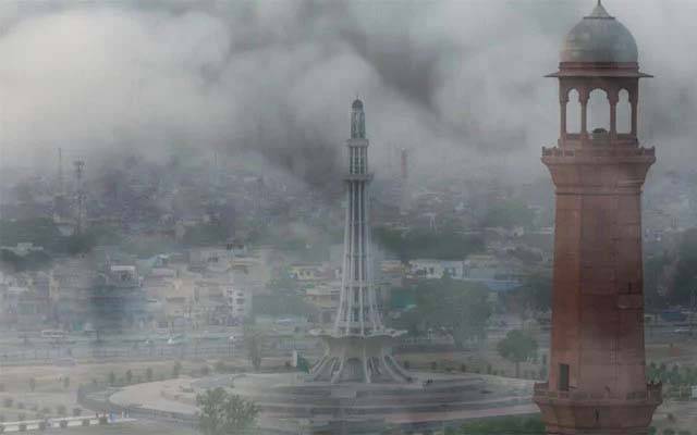 لاہور آلودگی میں پہلے نمبر پر آگیا