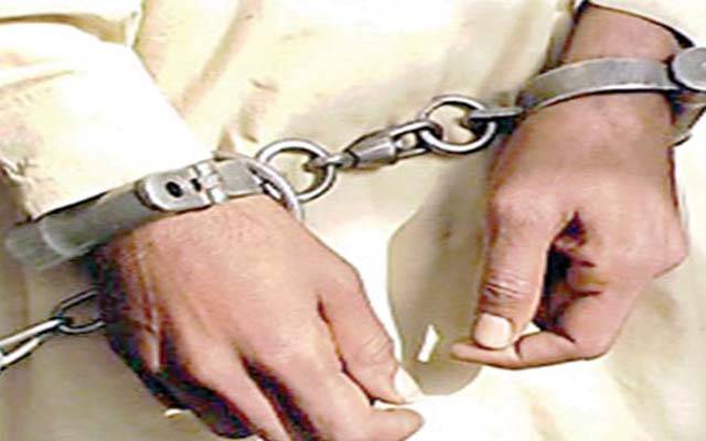  قاری کا 6 سالہ بچے پر انسانیت سوز تشدد، سر کی ہڈی توڑ دی؛ ملزم گرفتار