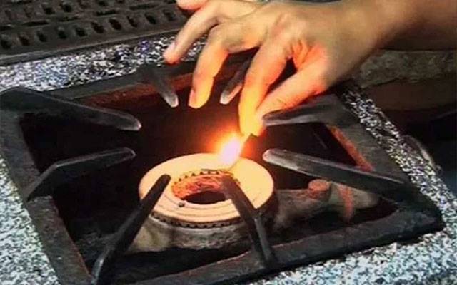 سانگلہ ہل میں غیر اعلانیہ گیس لوڈشیڈنگ، شہری ایل پی جی خریدنے پر مجبور
