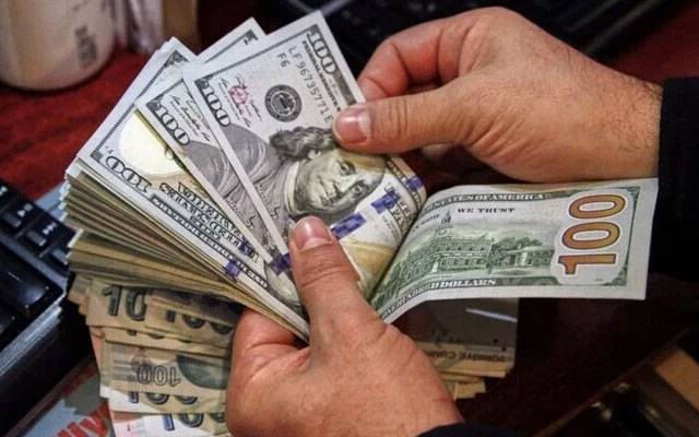 ڈالر کی قیمت میں کمی