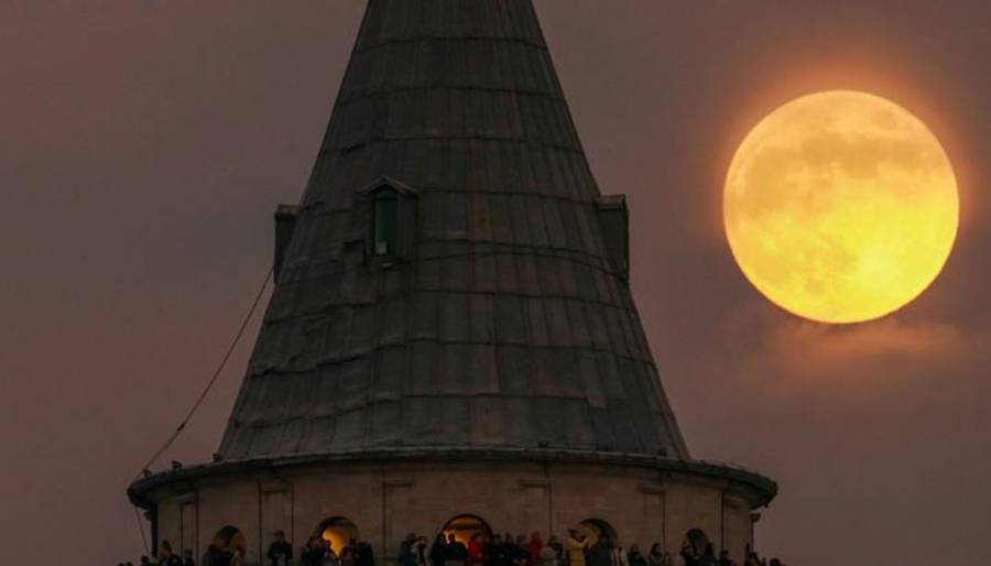  Cold Super Moon, City42, Super Moon, Lahore Super Moon, Tonight 