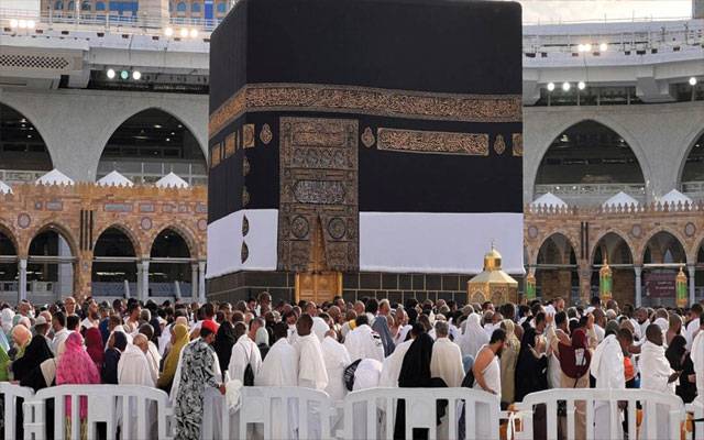 سعودی عرب :3 ماہ کے دوران 54 لاکھ سے زائد زائرین نے عمرہ ادا کیا