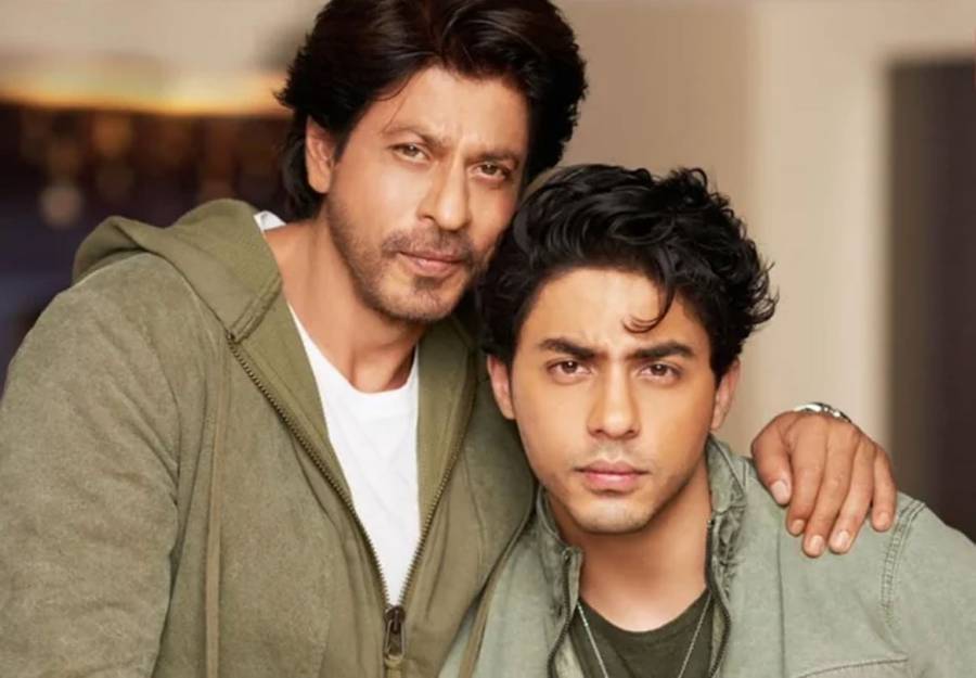 Shah Rukh Khan, Aryan Khan, Bangloro police, Unethical gesture 