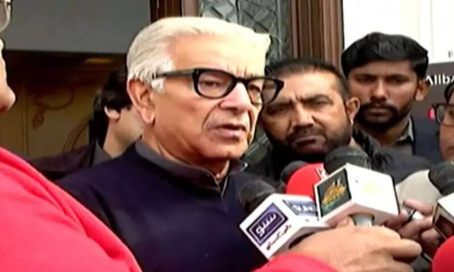 Khwaja Asif, PTI, DG ISPR, Zahni Mariz, City42 Zehni Mareez 