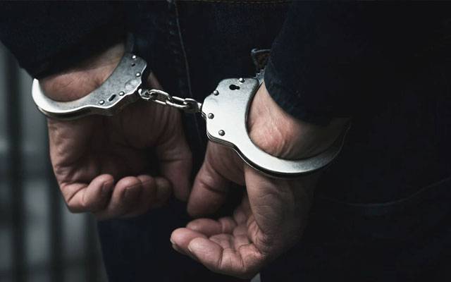 کراچی سے لاہور آنے والی بس میں خاتون کو ہراساں کرنے والا اوباش نوجوان گرفتار 