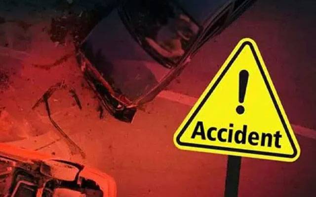ژوب؛ مسافر بس اور فیلڈر گاڑی میں تصادم، 5 افراد جاں بحق 