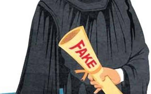 جعلی ڈگریوں کا ملک گیر نیٹ ورک بے نقاب، 10 لاکھ سے زائد افراد کو جعلی ڈگریاں دینے کا انکشاف