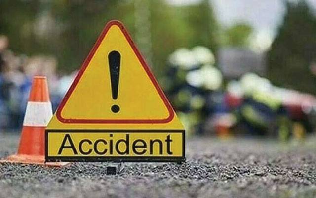  ایم4موٹروے پرخوفناک حادثہ،بس ہوسٹس جاں بحق،14 مسافرزخمی