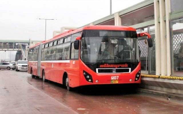 تنخواہوں کی عدم ادائیگی پر میٹرو بس اسٹاف کا احتجاج، اسلام آباد راولپنڈی سروس معطل