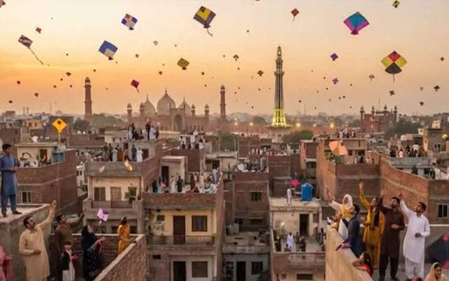 بسنت کیلئے ضلعی انتظامیہ نے پتنگ سازوں کی رجسٹریشن فیس طے کردی