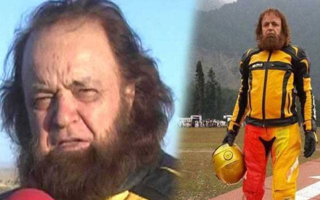  سلطان گولڈن نے ریورس ڈرائیونگ کا عالمی ریکارڈ توڑ دیا
