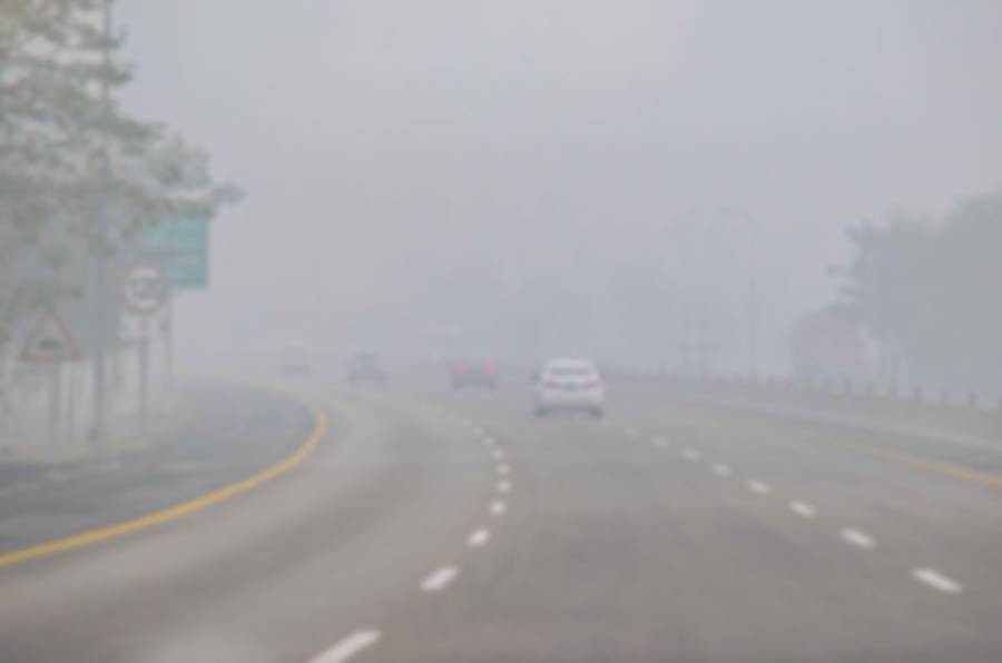Fog Alert, City42, Motorway M3 closed, Motorways M4 closed, Motorway M5 closed, Punjab Fog, Abdulhakeem, Darkhana, Rajana, Multan 