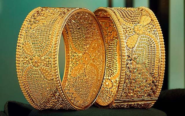 سونے کی فی تولہ قیمت میں ہزاروں روپے کی بڑی کمی