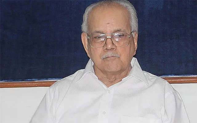 بنگلہ دیش کے پہلے ایئر چیف اے کے خانداکر انتقال کرگئے 