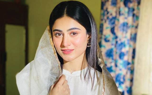 معروف پاکستانی اداکارہ حنا آفریدی نے منگنی کا اعلان کر دیا
