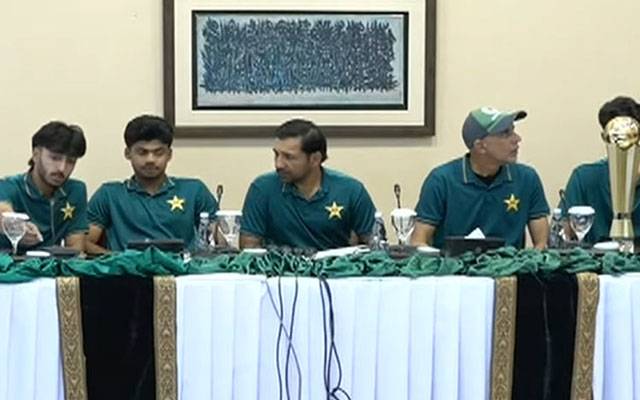 وزیراعظم سے انڈر 19کرکٹ ٹیم کی ملاقات، ایک ایک کروڑ روپے انعام کا اعلان