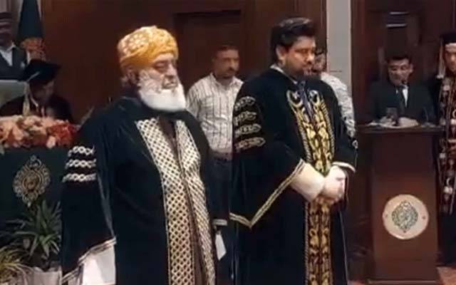 مولانا فضل الرحمان کو پی ایچ ڈی کی اعززی ڈگری تفویض ؛ مولانا ڈاکٹر بن گئے 