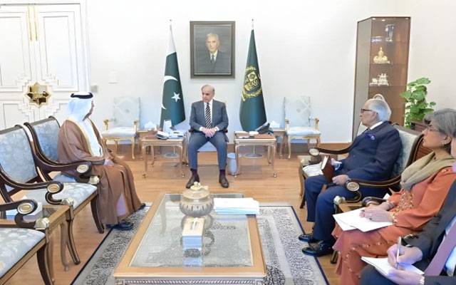 پاکستان اور متحدہ عرب امارات کے درمیان تعلقات کئی دہائیوں سے باہمی احترام پر مبنی ہیں؛ وزیراعظم
