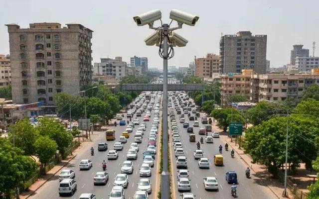 کراچی؛ ای چالان کے بھاری جرمانوں سے پریشان عوام کیلئے اچھی خبر