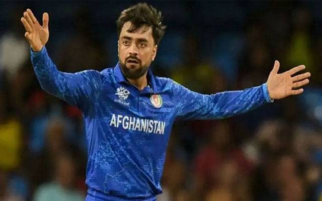 میں بلٹ پروف گاڑی کے بغیر باہر نہیں نکل سکتا؛ افغان کرکٹر راشد خان