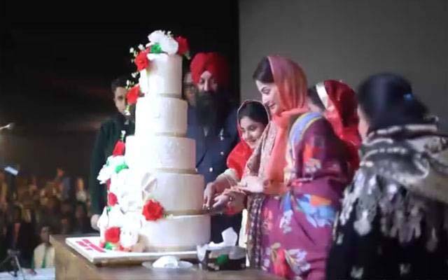 لاہور سمیت ملک بھر میں مسیحی برادری نے کرسمس کا تہوار جوش و جذبے سے منایا 