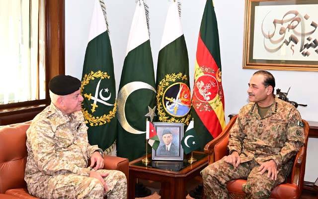 اردن کے چیئرمین جوائنٹ چیفس آف اسٹاف کی فیلڈ مارشل سید عاصم منیر سے ملاقات،دوطرفہ دفاعی تعاون پر تبادلہ خیال