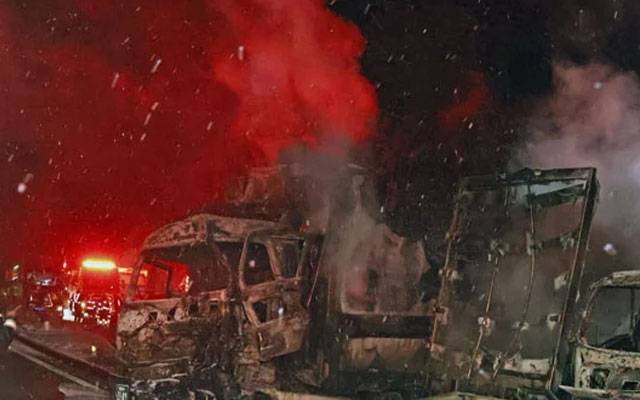 جاپان میں خطرناک حادثہ، 56 گاڑیاں آپس میں ٹکرا گئیں  